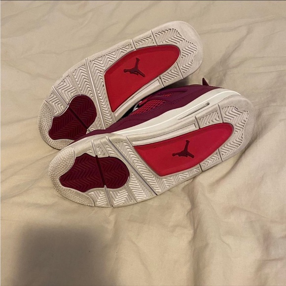 Jordan 4 sneakers - Picture 4 of 4